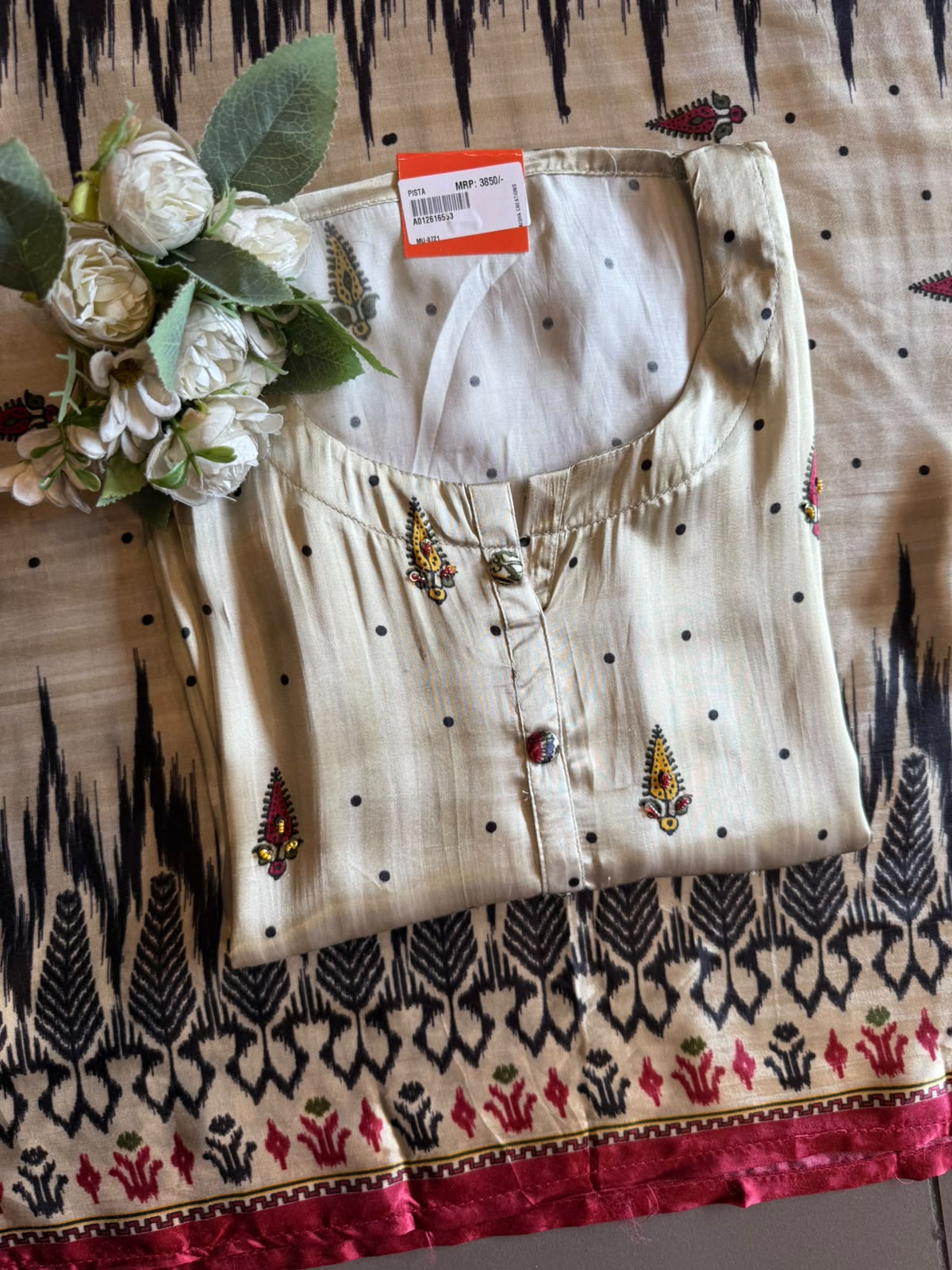 Ikat-Inspired GAJJI silk Suit Set