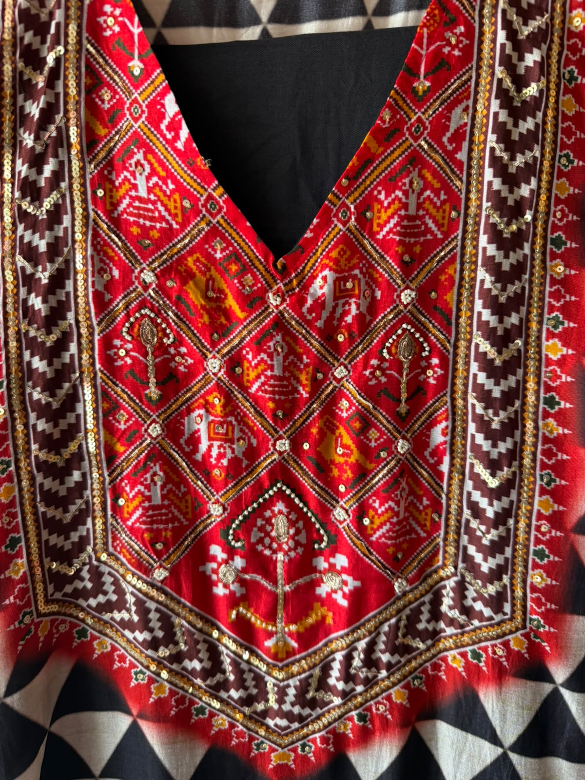 Tribal Heritage Printed Suit Set
