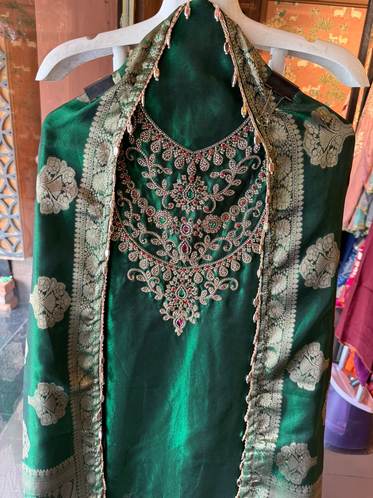 Luxurious Chanderi tissue unstitched suit