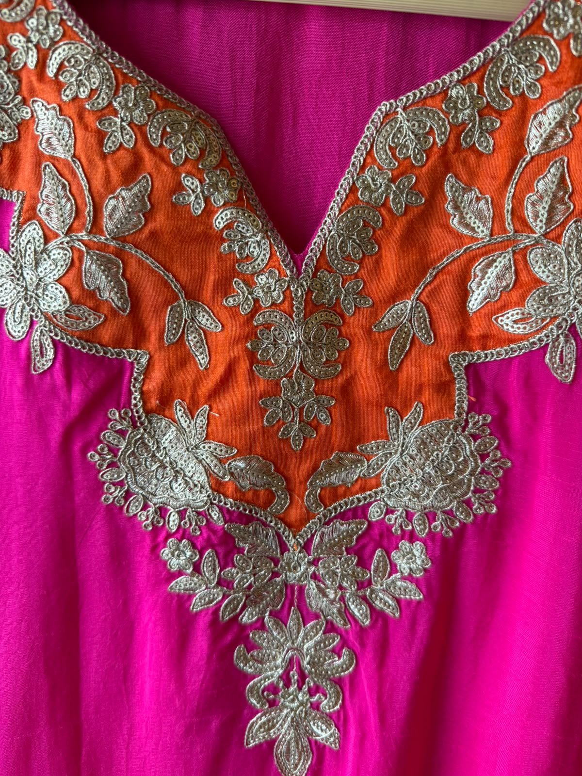 Heavily embroidered pure 100% silk Kurta
