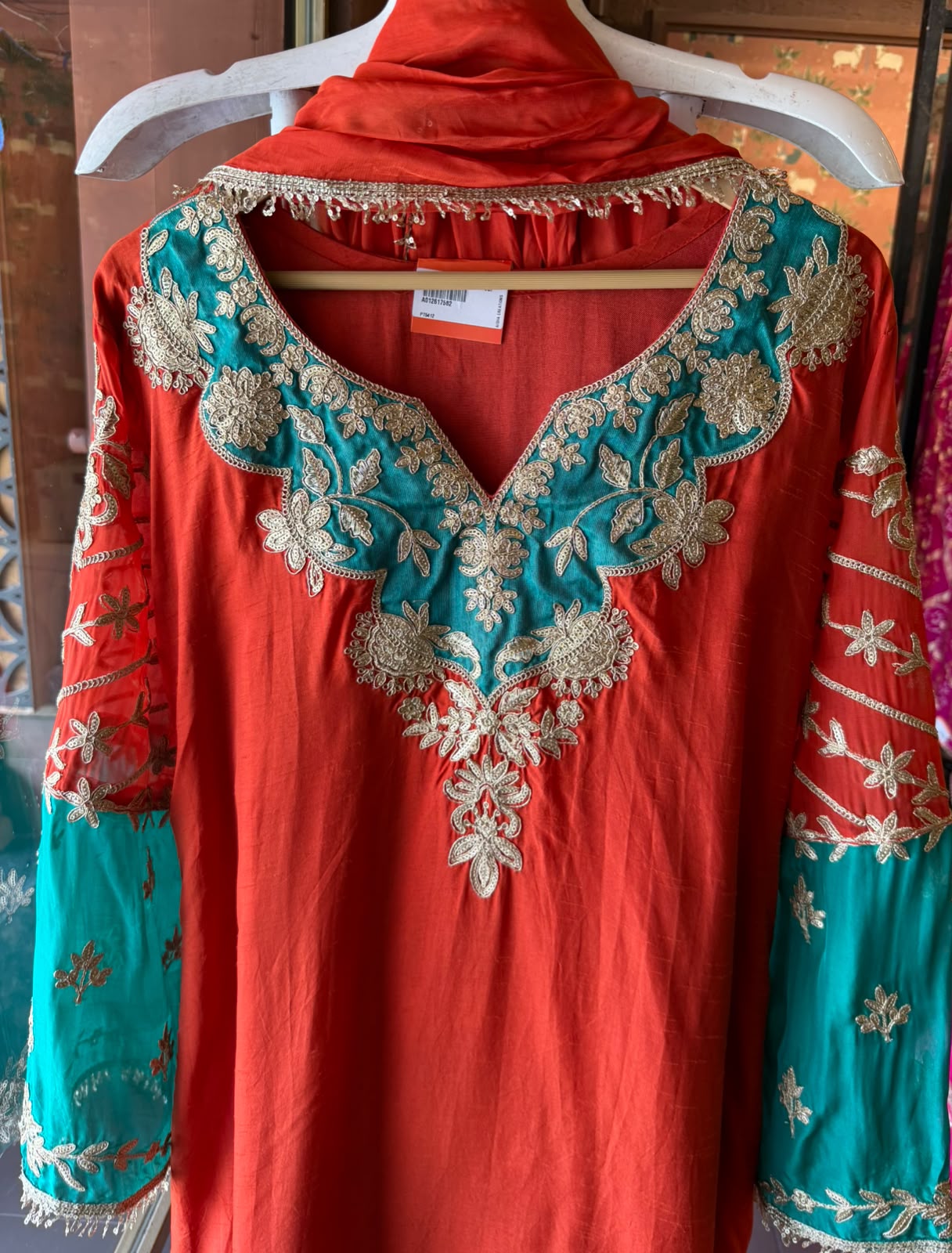 Heavily embroidered pure 100% silk Kurta