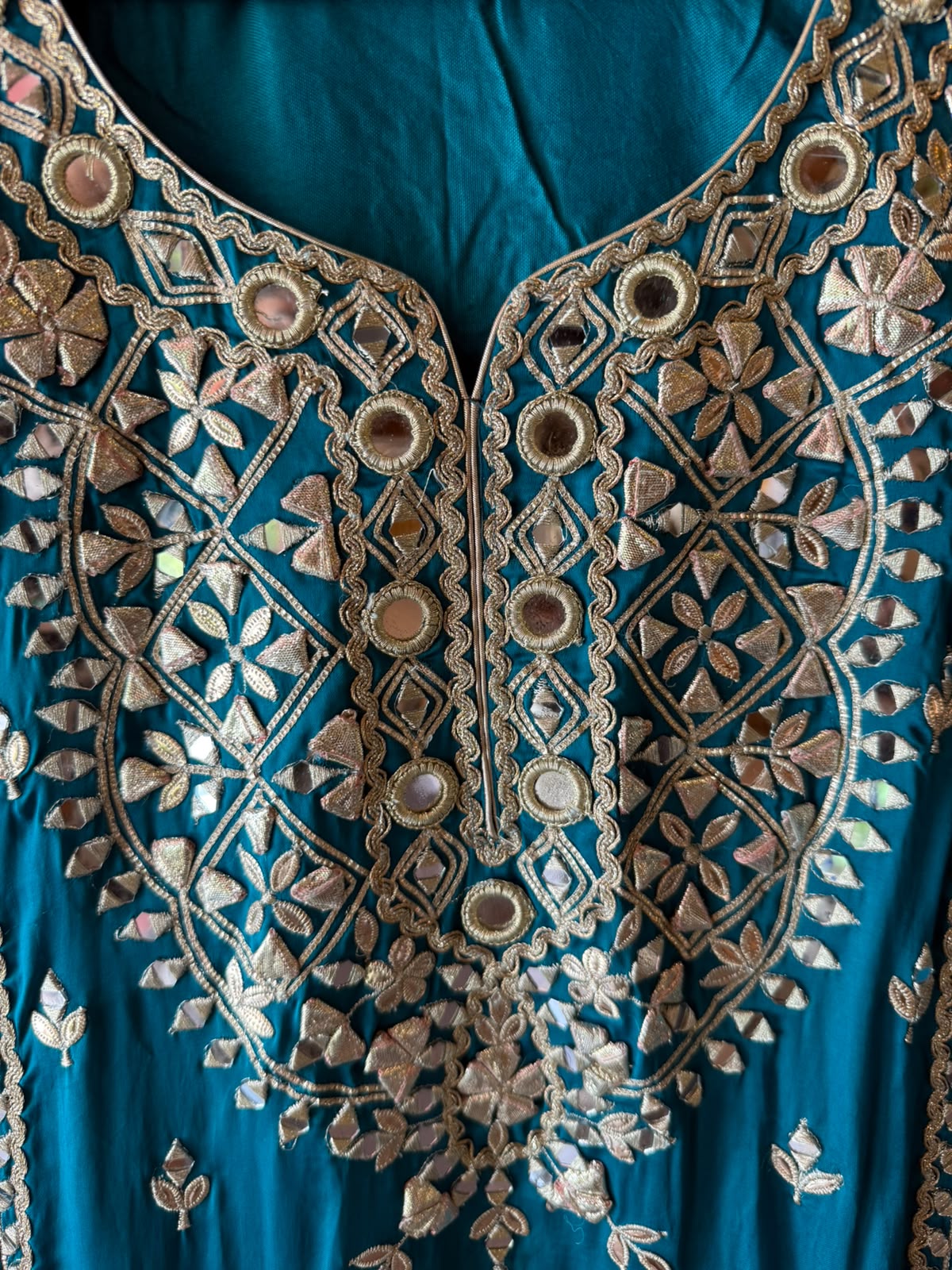Heavy Mirror and gotta Work Pakistani Suit Set
