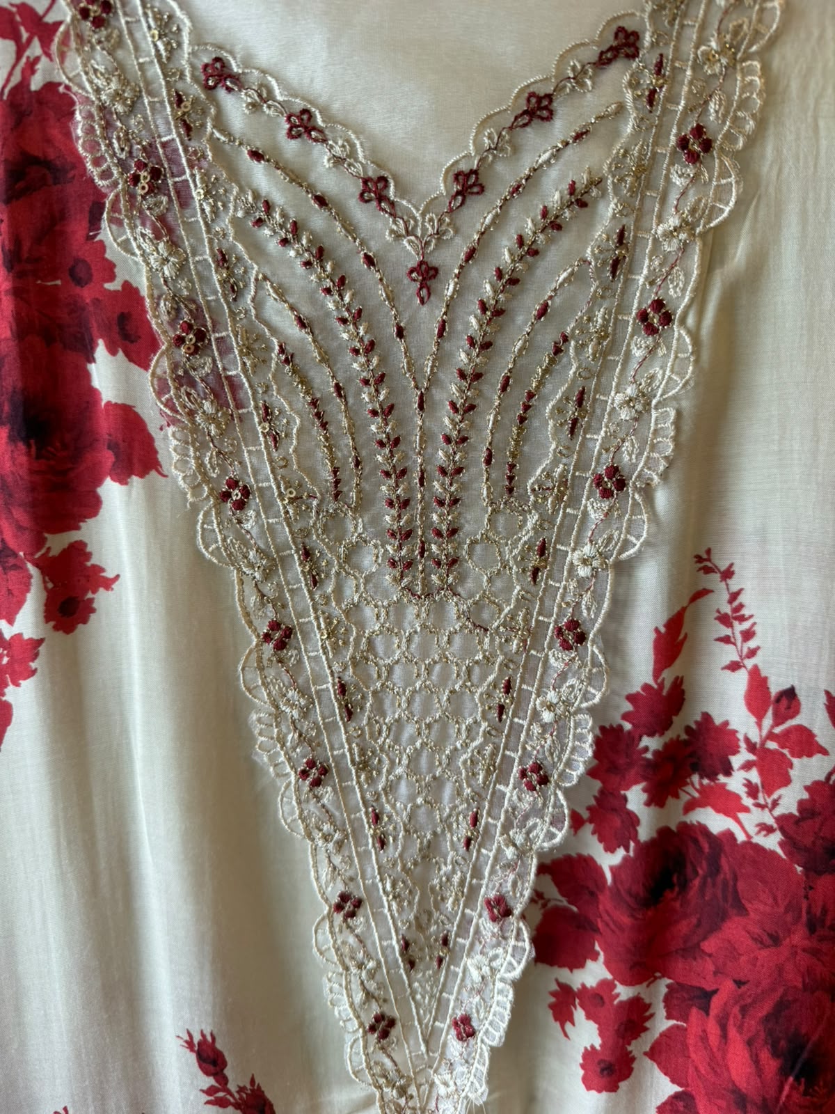 Viscose Muslin digitally printed unstitched suit