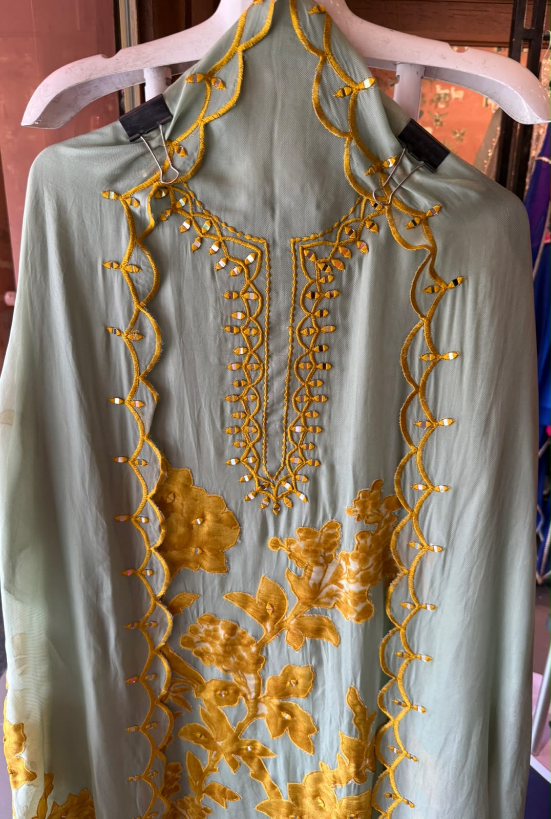 Floral appliqué Patchwork Embroidered Suit Set