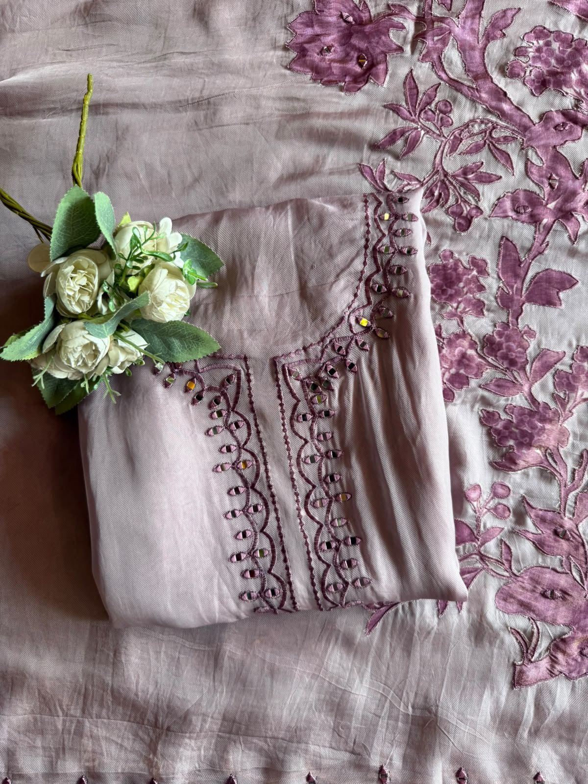Floral appliqué Patchwork Embroidered Suit Set