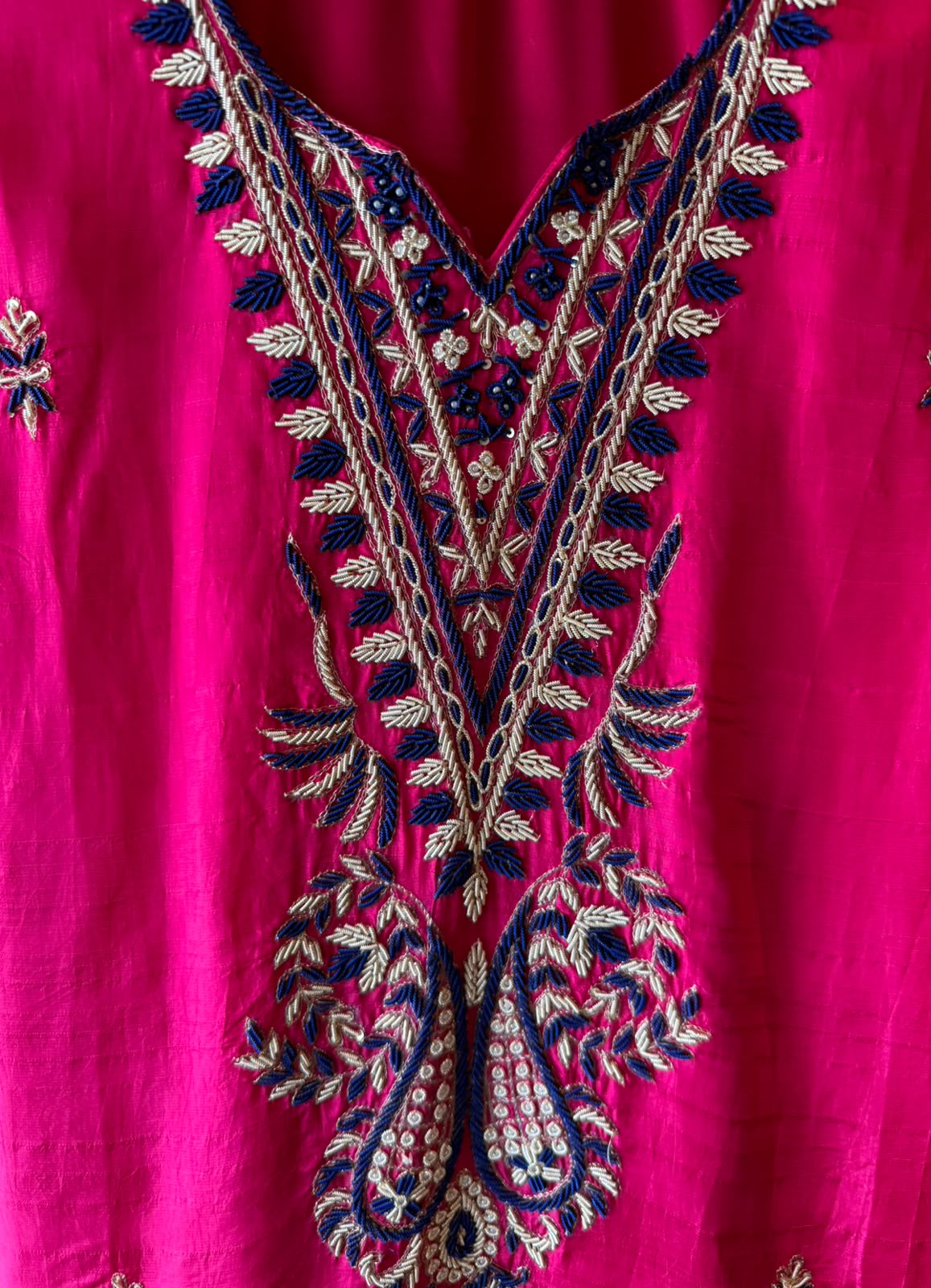 Beautiful striking  contrast suit set