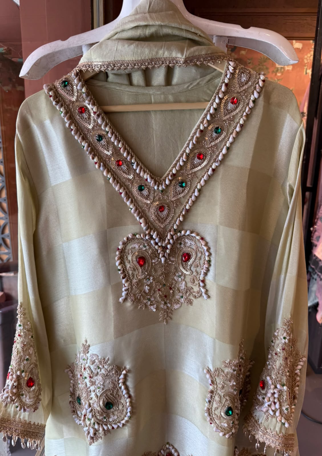 Premium giraffe tissue Suit Set