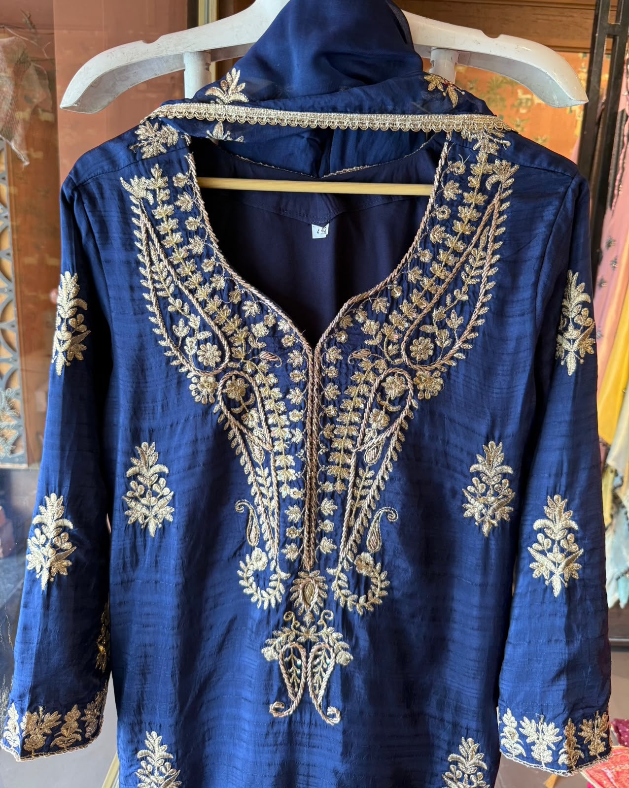 Elegant embroidered kurta set