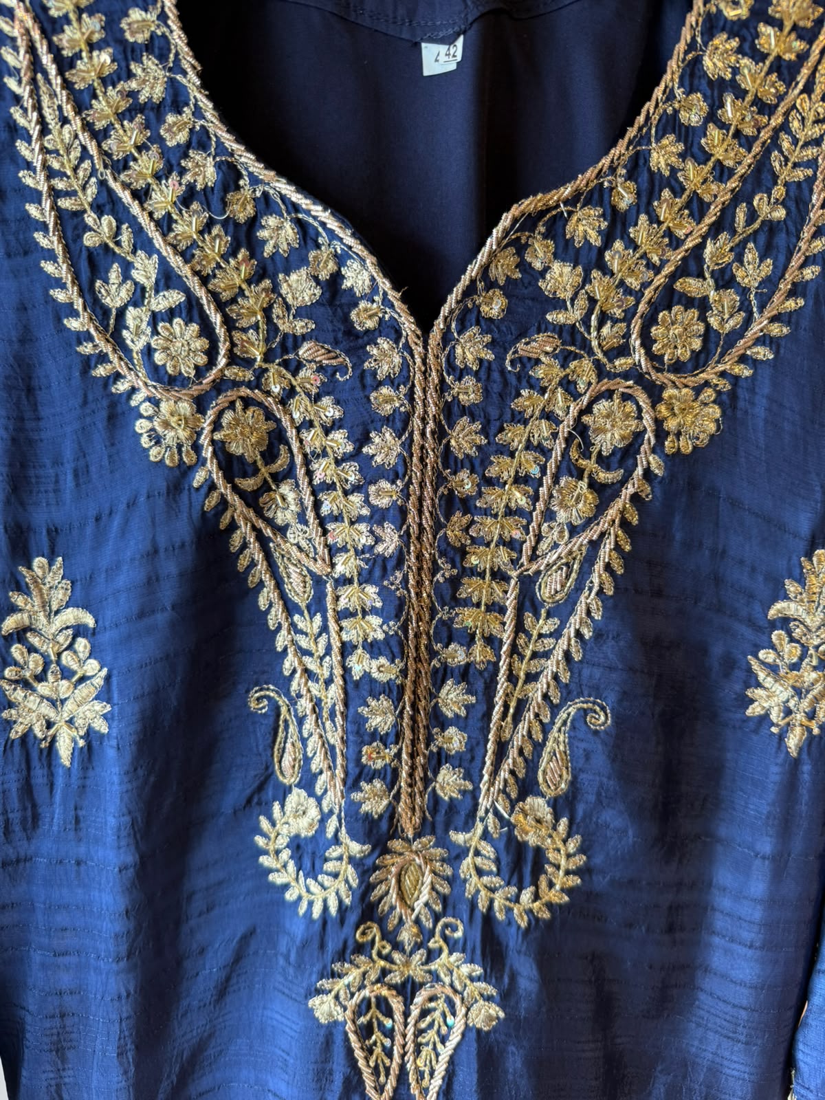 Elegant embroidered kurta set
