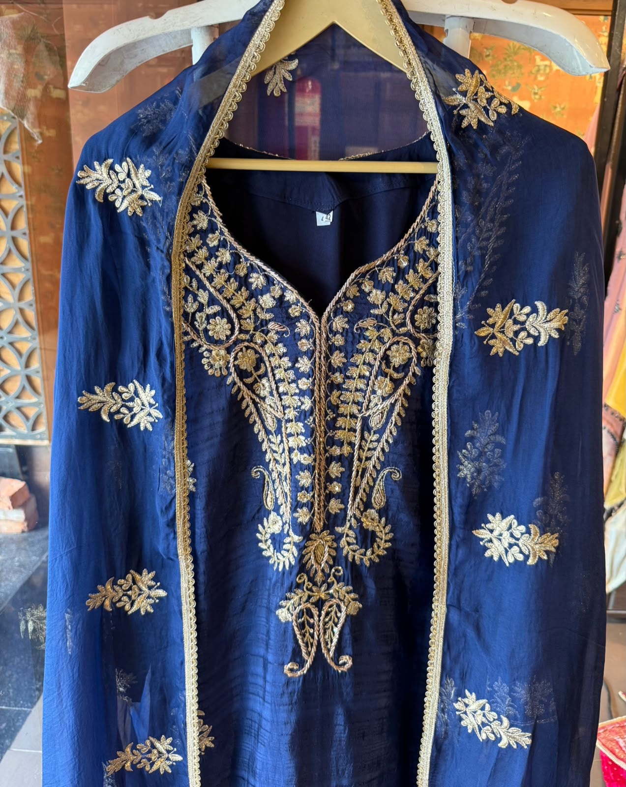 Elegant embroidered kurta set