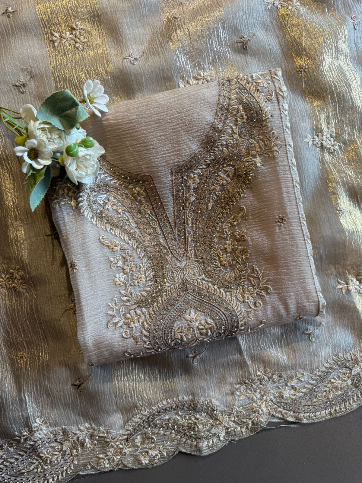PAKISTANI EMBROIDERED DESIGNER SUIT