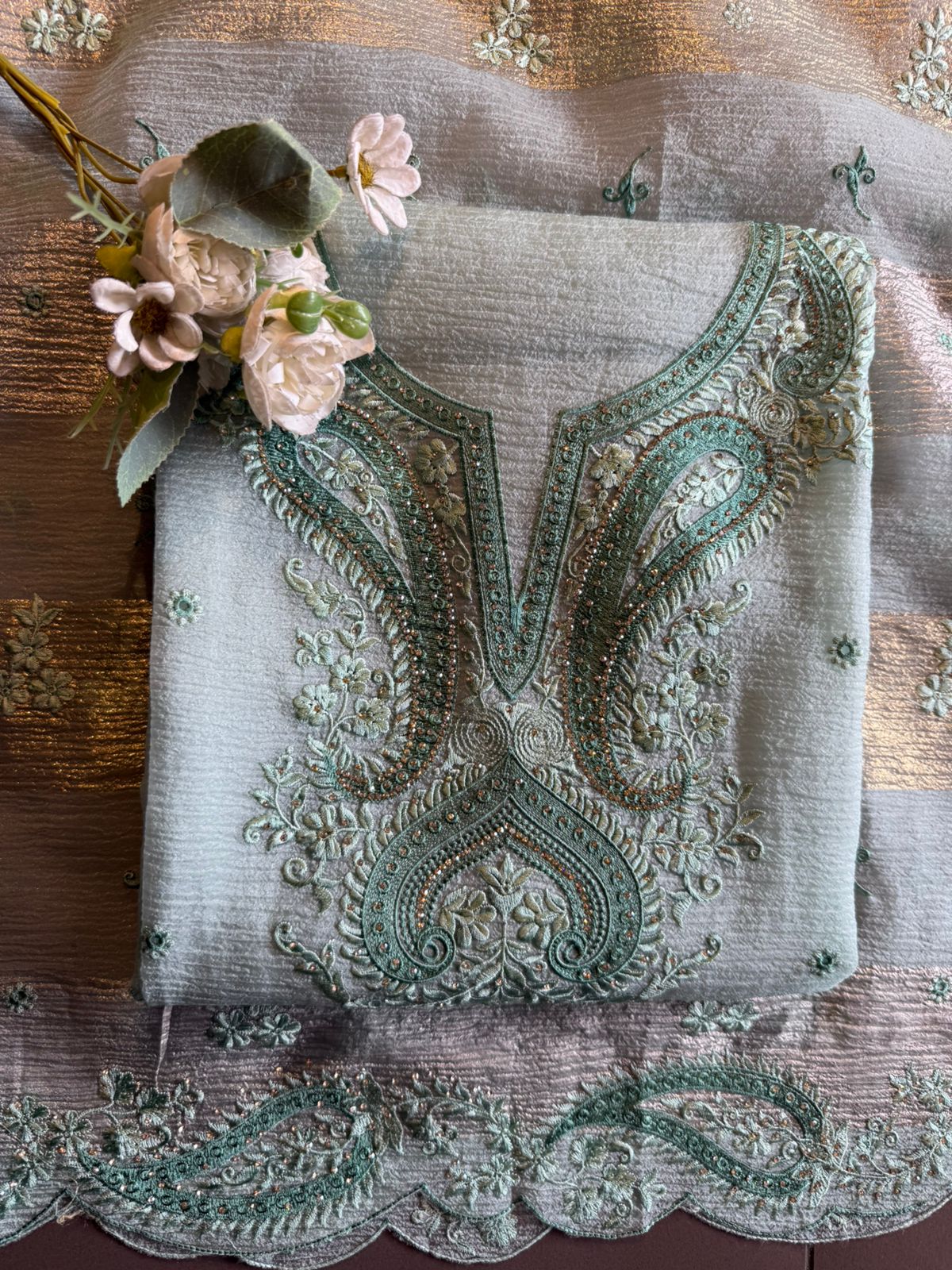 PAKISTANI EMBROIDERED DESIGNER SUIT
