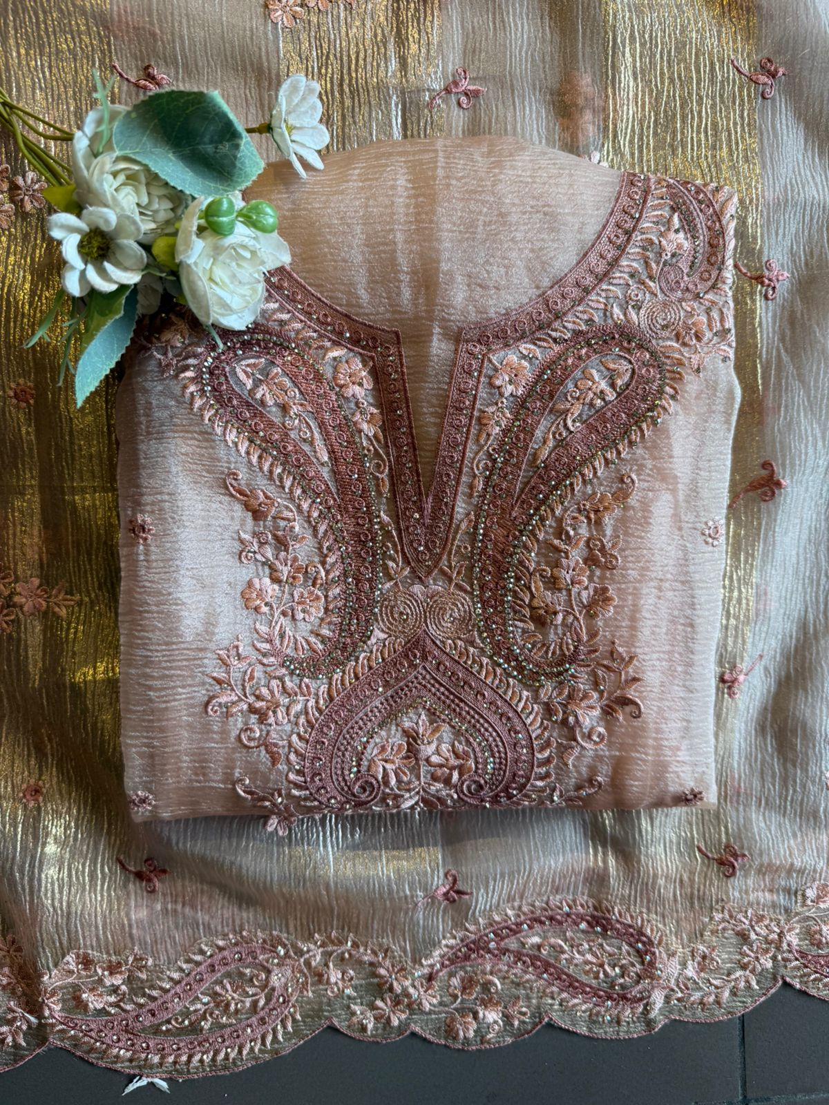 PAKISTANI EMBROIDERED DESIGNER SUIT