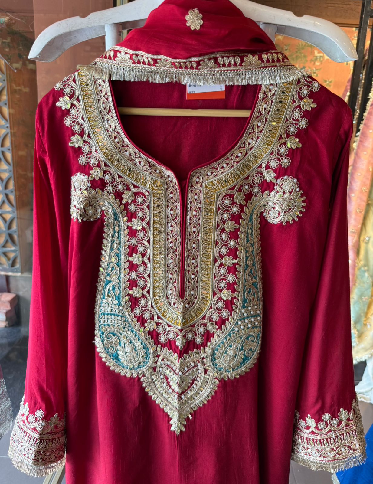 Embroidered tunic Set with pants
