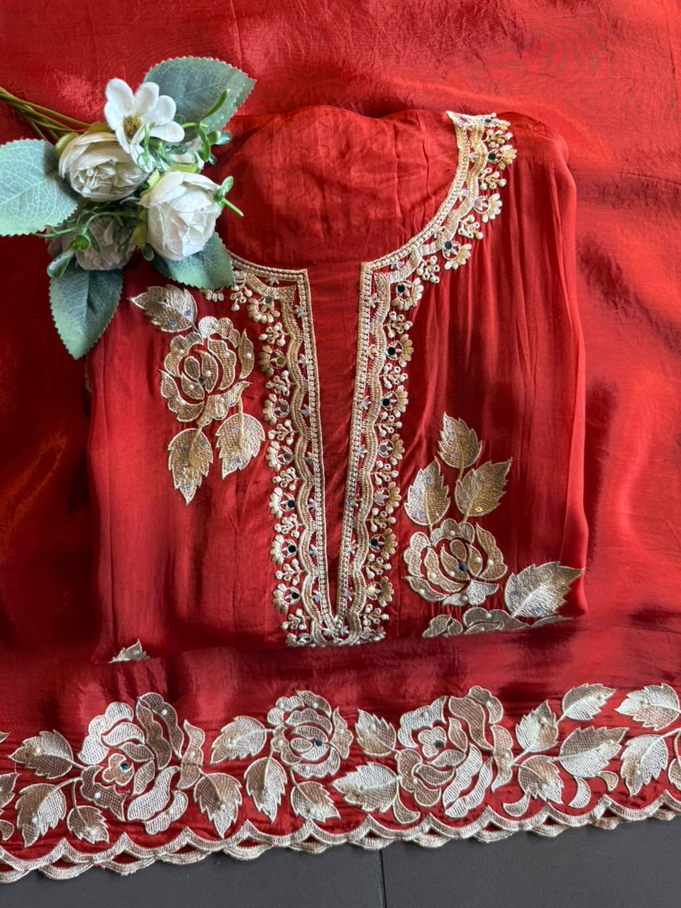 Floral thread Embroidered Suit Set