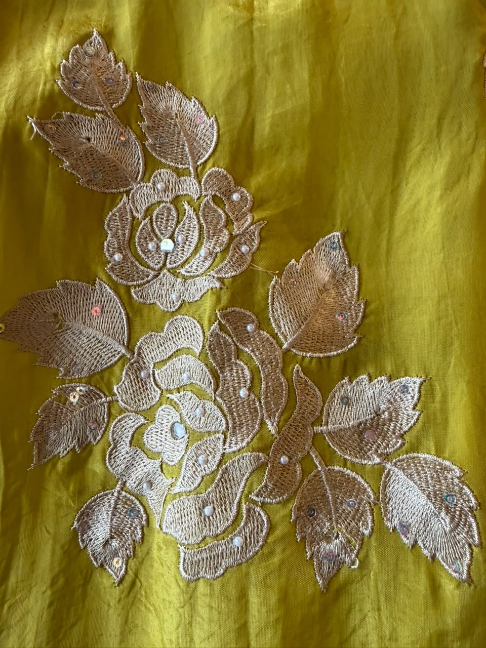 Floral thread Embroidered Suit Set