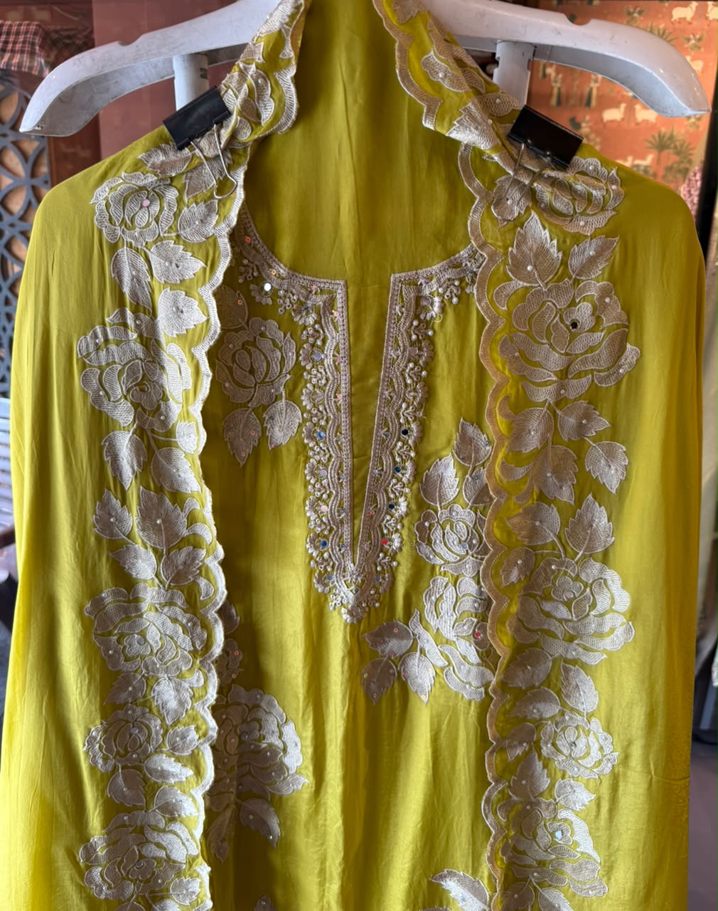 Floral thread Embroidered Suit Set