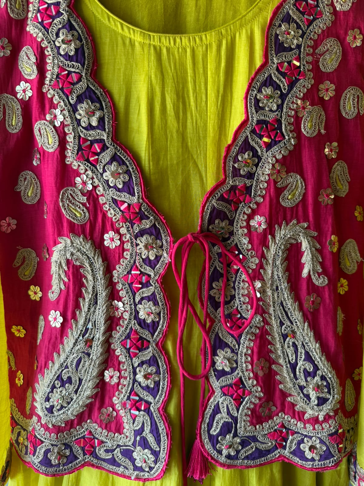 Lime Green & Fuchsia Kashmiri-Inspired 3 Piece Set On Mul