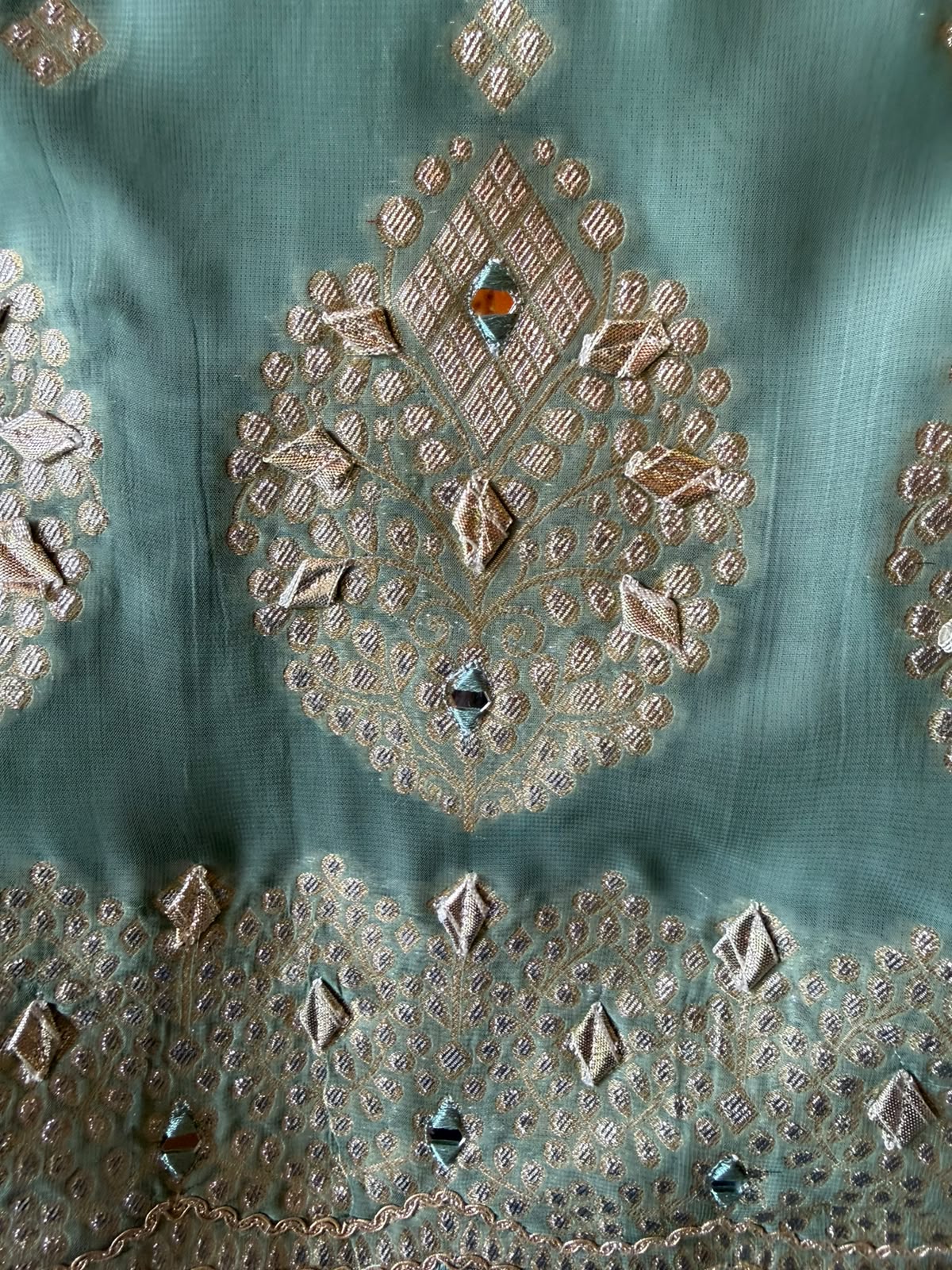 Designer Kaaftan With Farshi salwar