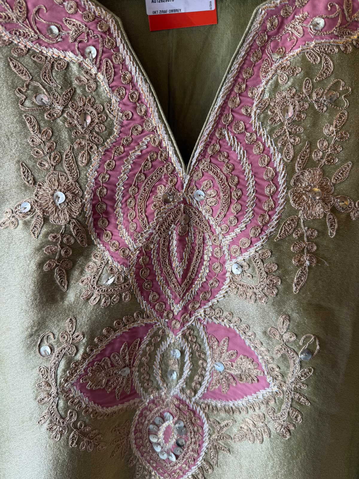 Soft Pastel giraffe tissue suit set