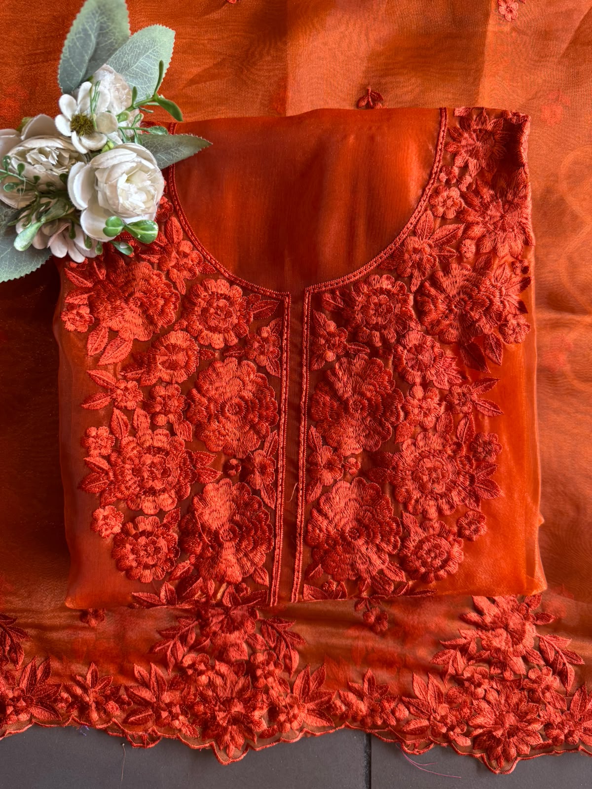Floral thread Embroidered Suit Set