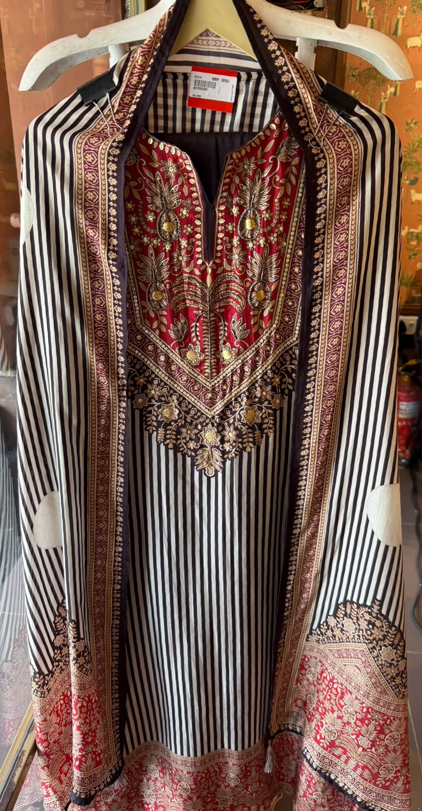 Heritage Stripe Printed Suit Set