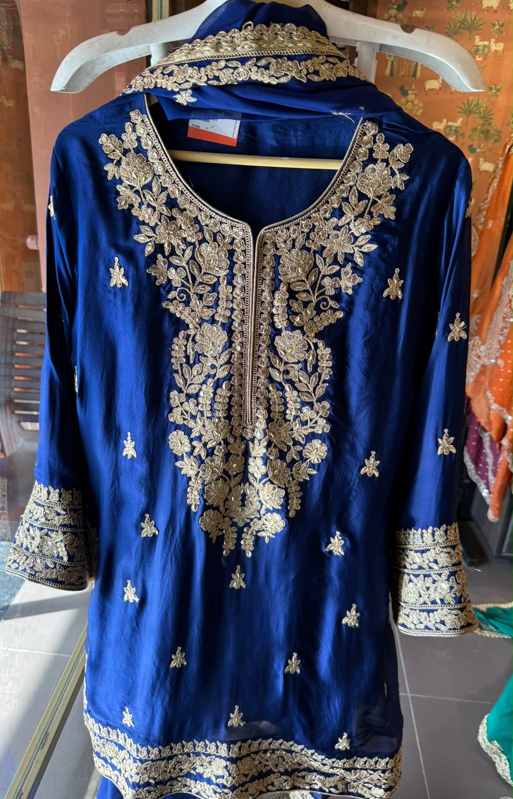 Hand-Embroidered Luxury farshi salwar Suit Set