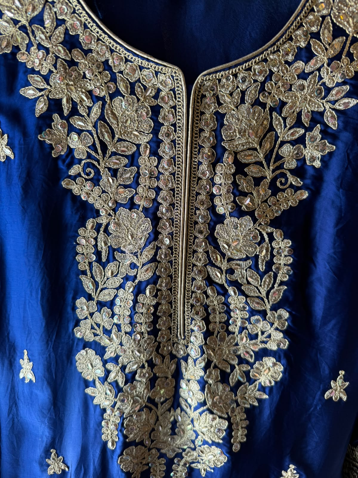 Hand-Embroidered Luxury farshi salwar Suit Set