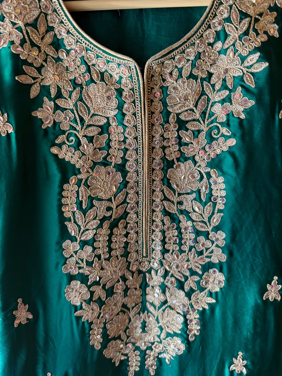 Hand-Embroidered Luxury farshi salwar Suit Set
