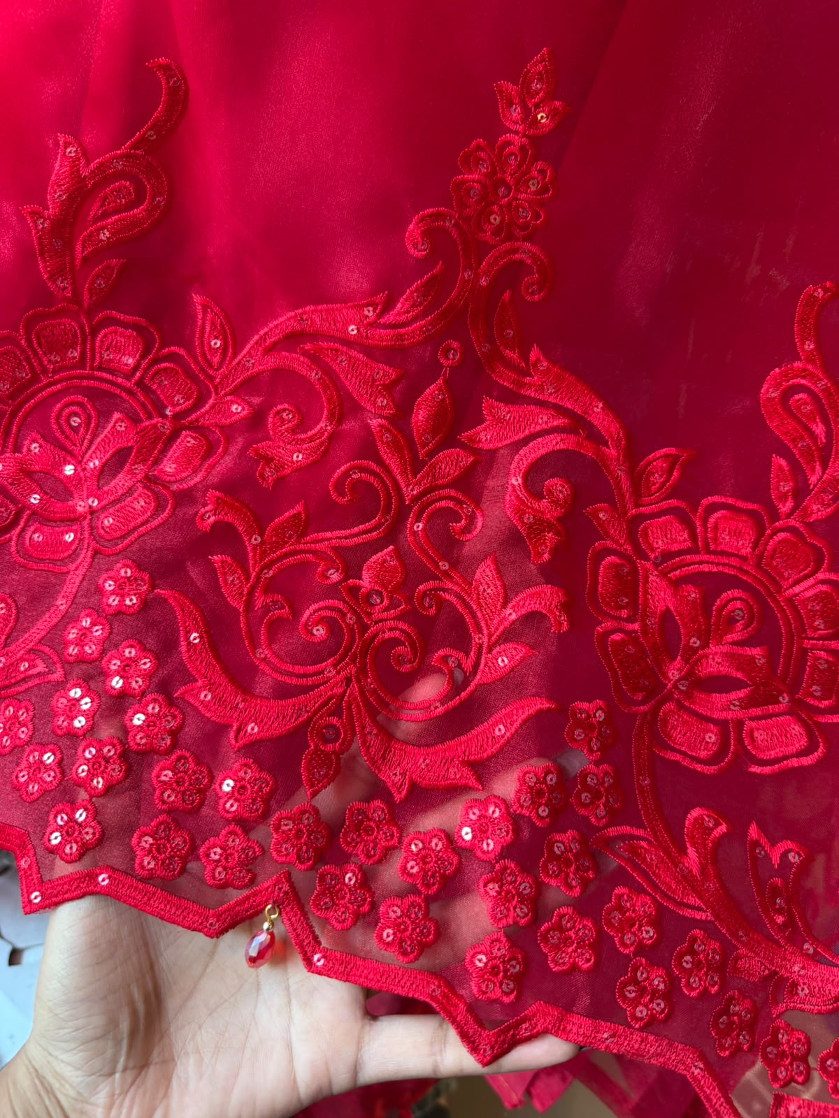 Premium soft organza tissue suit