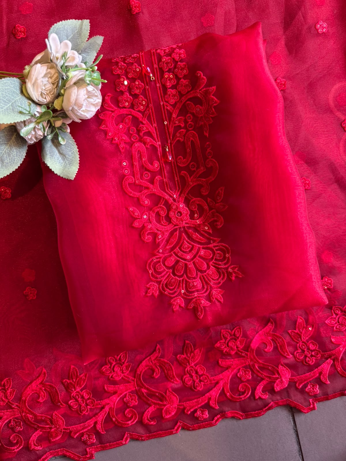 Premium soft organza tissue suit