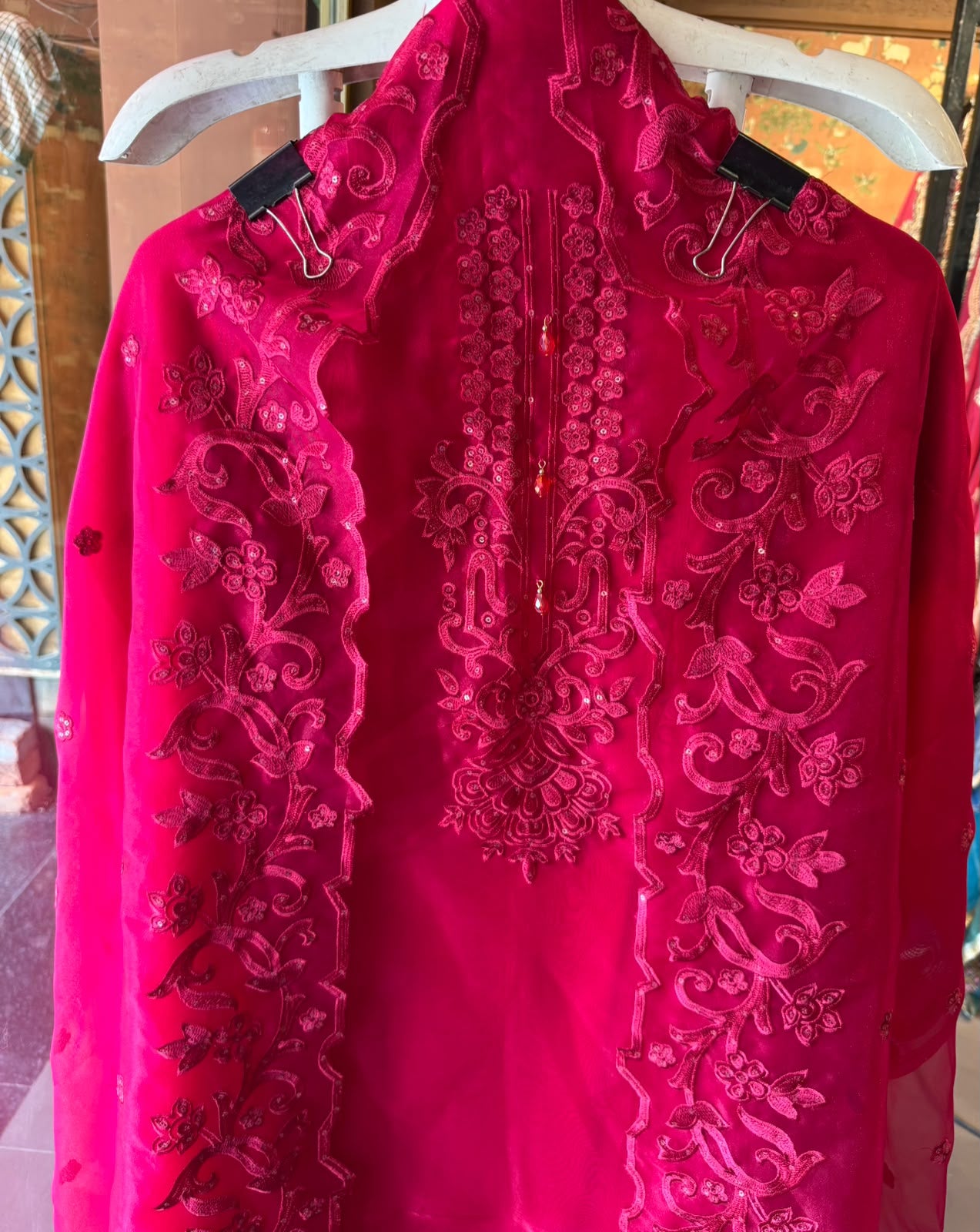 Premium soft organza tissue suit
