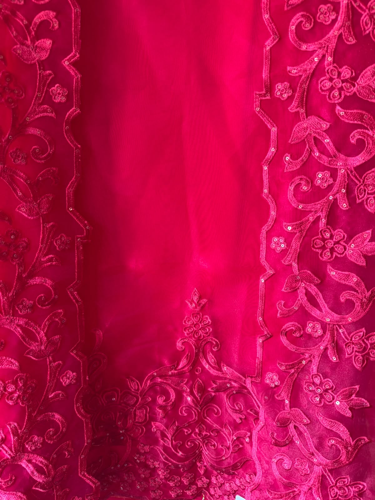 Premium soft organza tissue suit