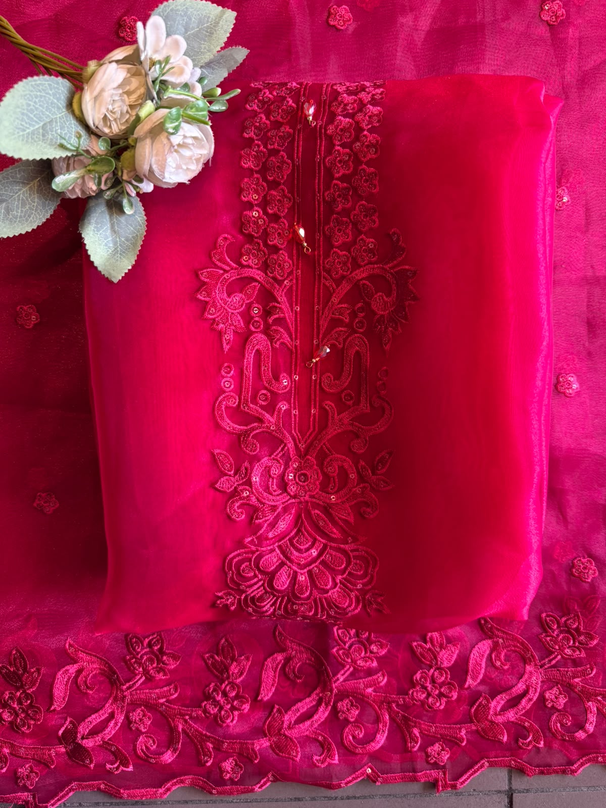Premium soft organza tissue suit