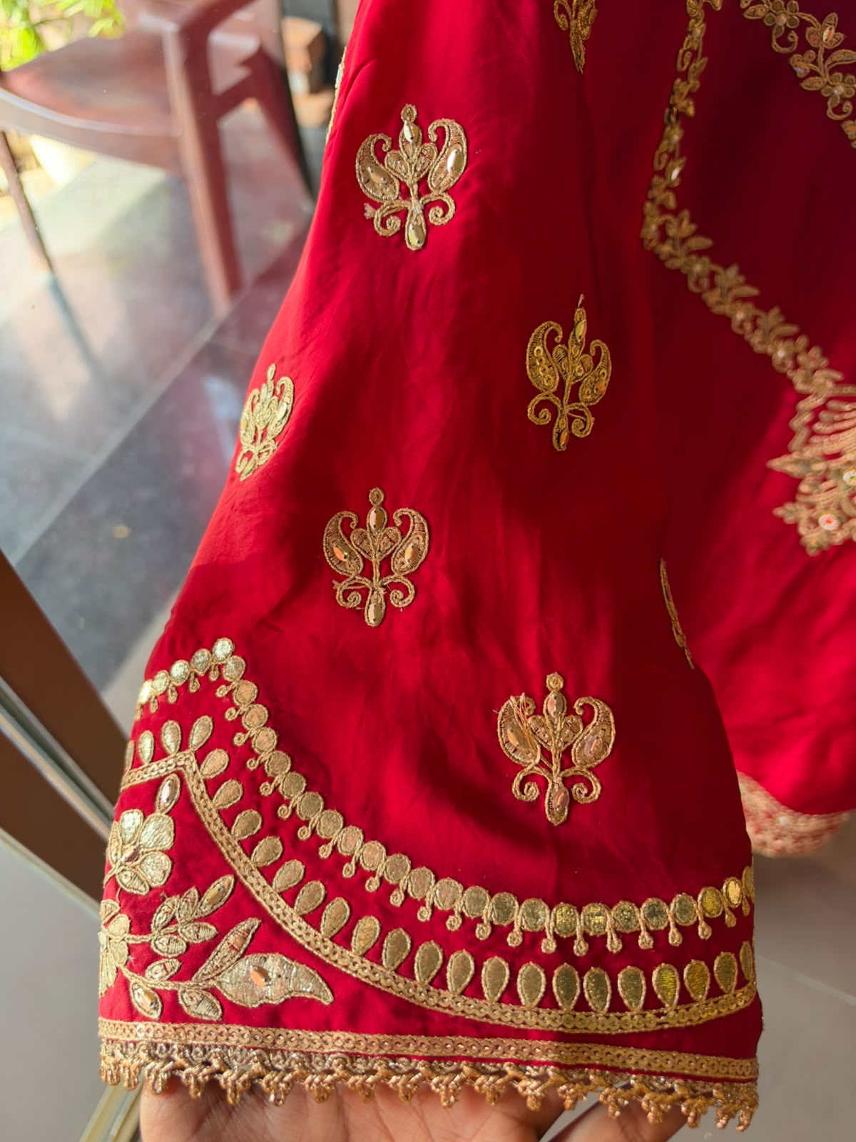 Crafted in a rich Satin organza fabric with a smooth