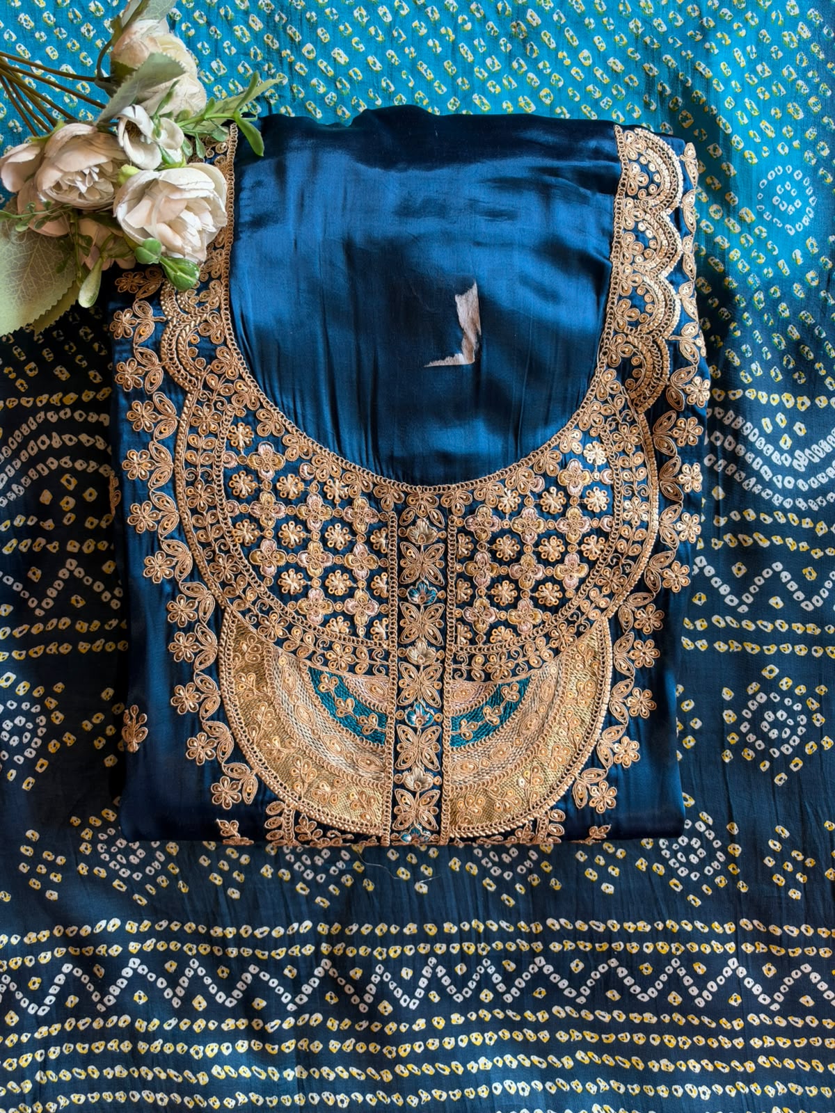 Gajji silk with ombré shading paired up with a bandhani dupatta
