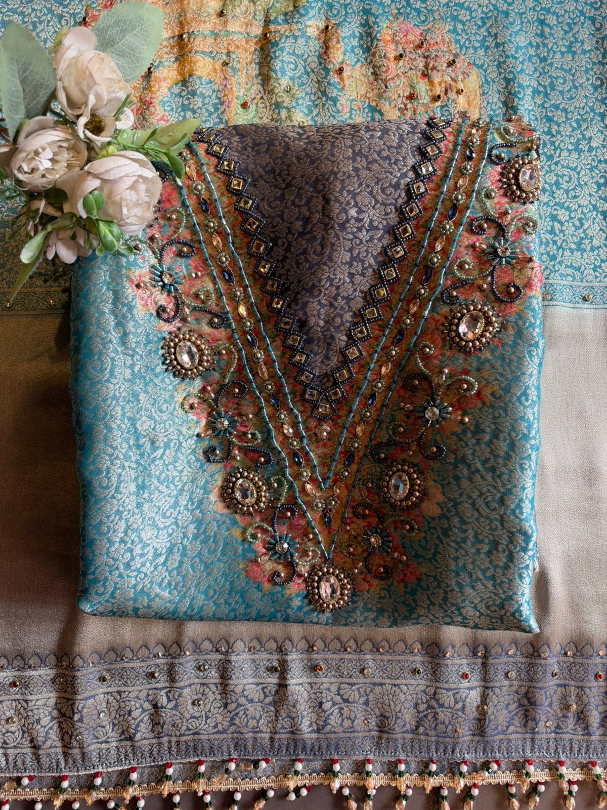 Rich tissue jacquard patterned unstitched suit