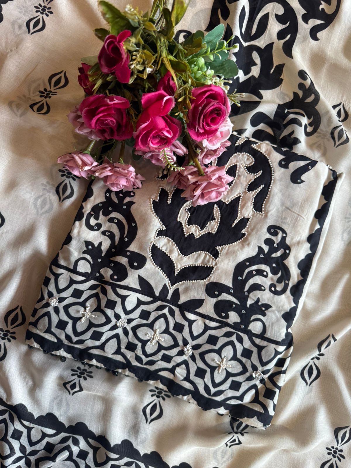 PAKISTANI DIGITAL PRINTS EXCLUSIVELY AT AISHACREATIONS