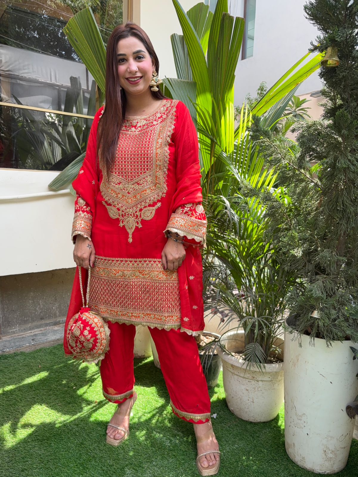 Pure 100% silk Kurta with Very beautiful Gold Zari