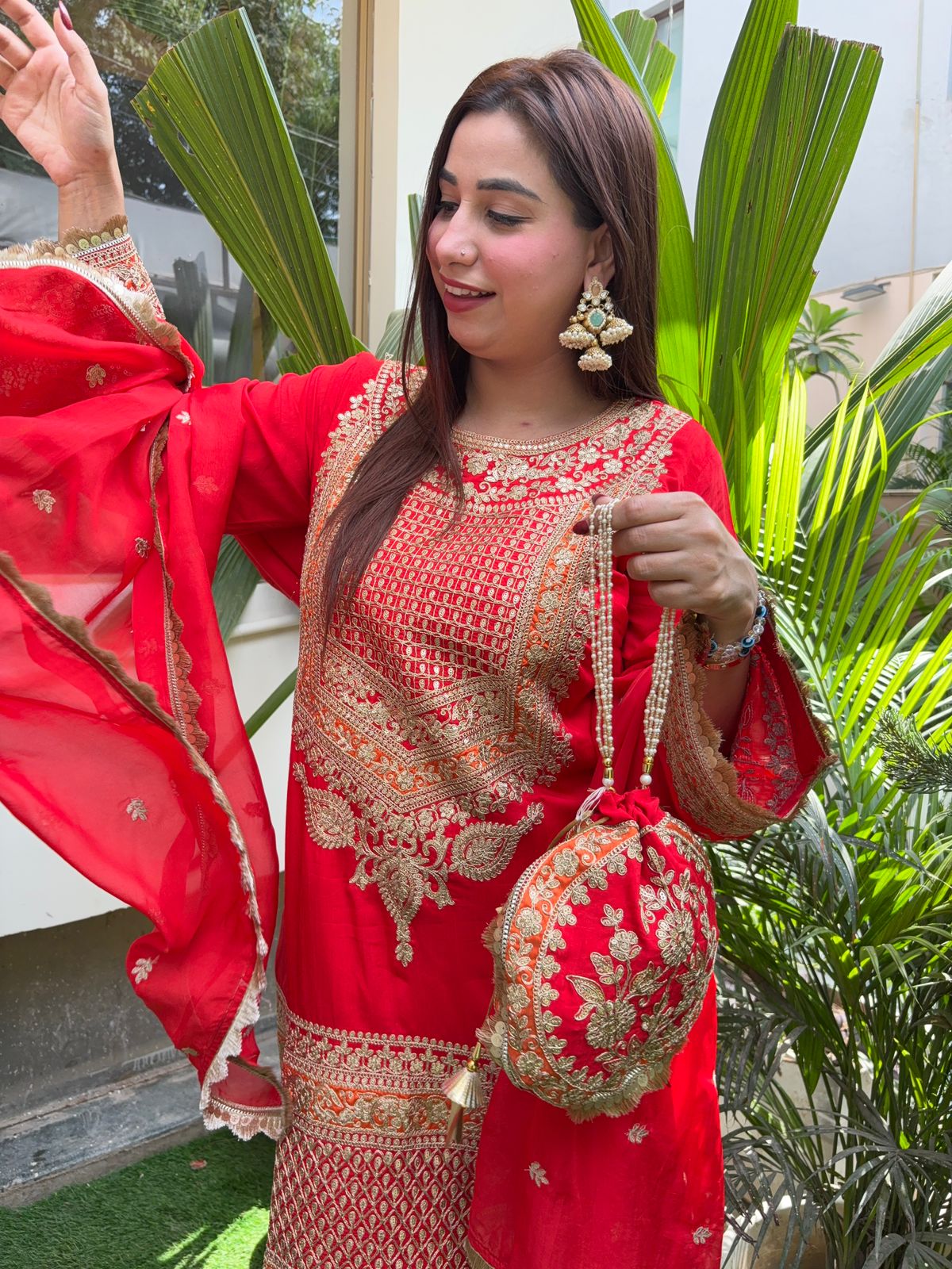 Pure 100% silk Kurta with Very beautiful Gold Zari