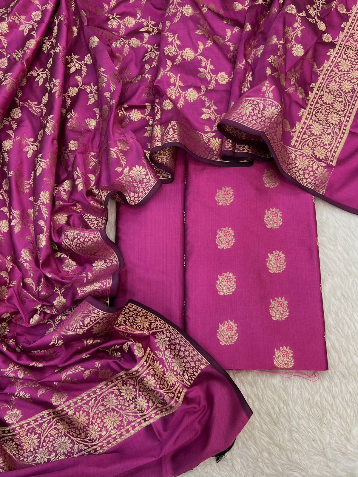 BANARASI SILK ZARI MINA WEAVING JACKARD SUITS