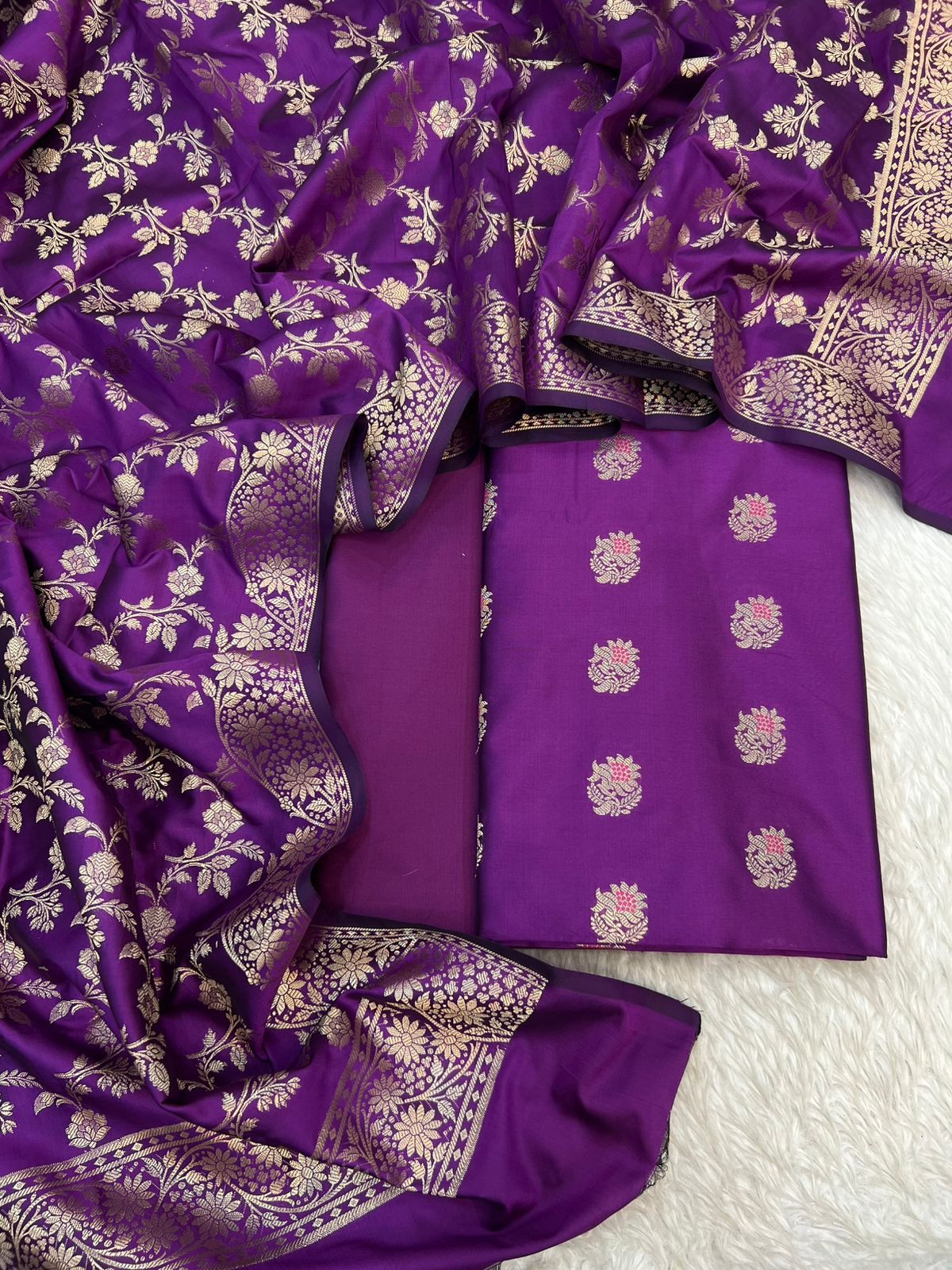 BANARASI SILK ZARI MINA WEAVING JACKARD SUITS
