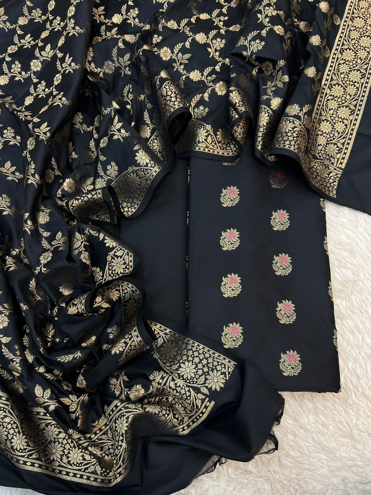 BANARASI SILK ZARI MINA WEAVING JACKARD SUITS